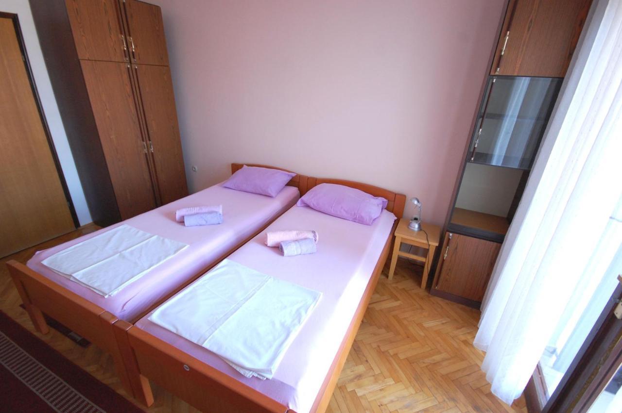 Apartments Dida By El-Pi Tours Njivice Ngoại thất bức ảnh