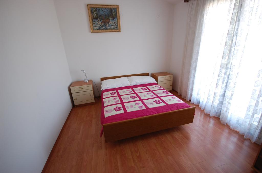 Apartments Dida By El-Pi Tours Njivice Phòng bức ảnh