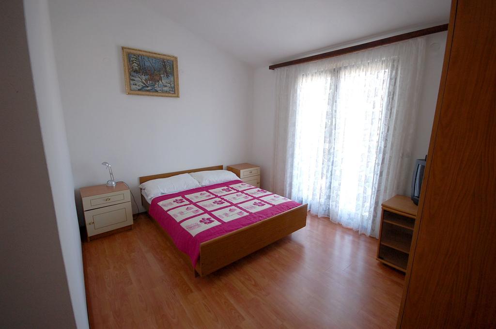 Apartments Dida By El-Pi Tours Njivice Phòng bức ảnh