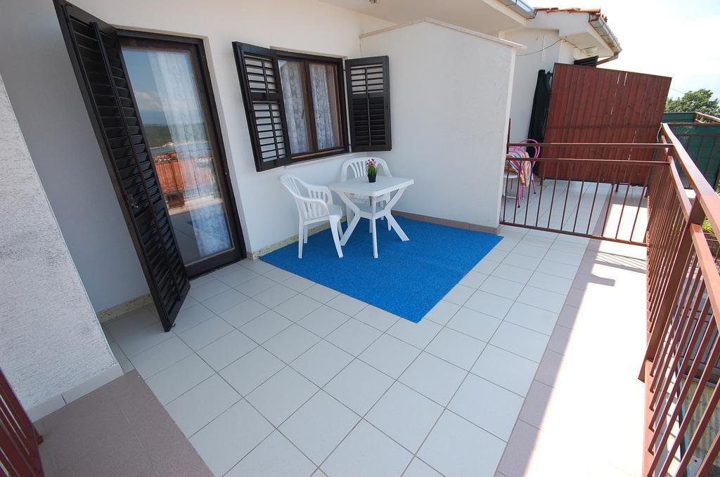 Apartments Dida By El-Pi Tours Njivice Phòng bức ảnh