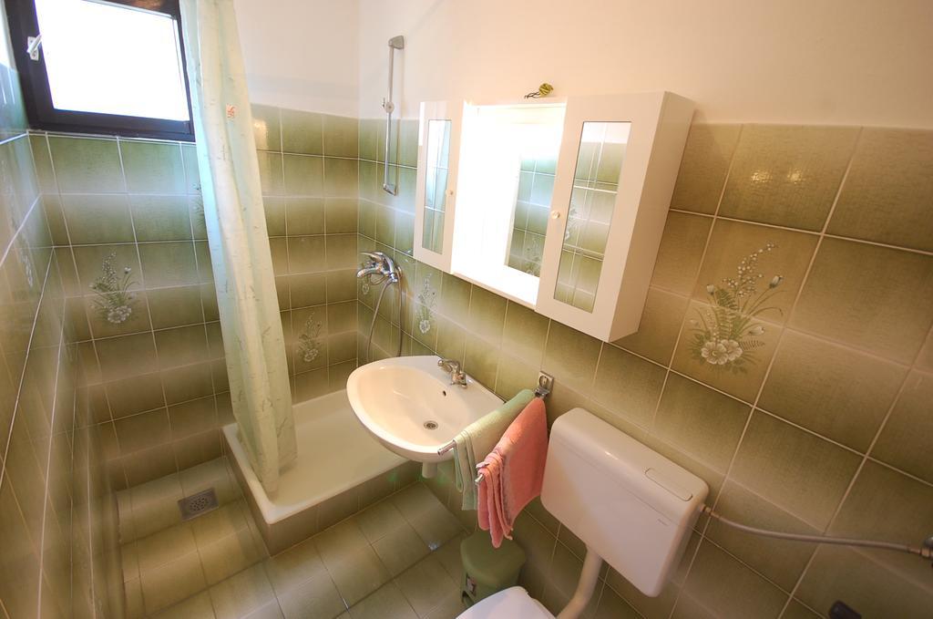 Apartments Dida By El-Pi Tours Njivice Phòng bức ảnh