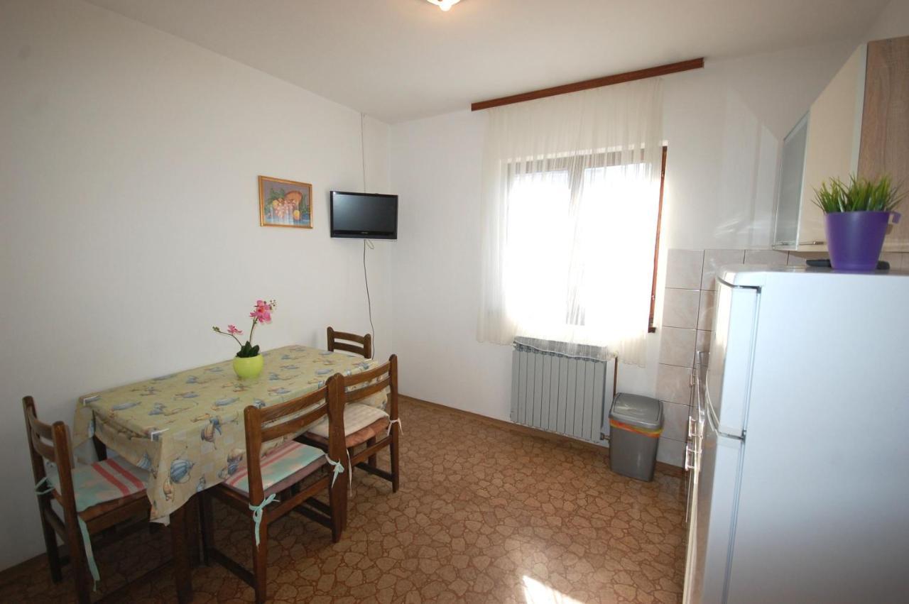 Apartments Dida By El-Pi Tours Njivice Ngoại thất bức ảnh