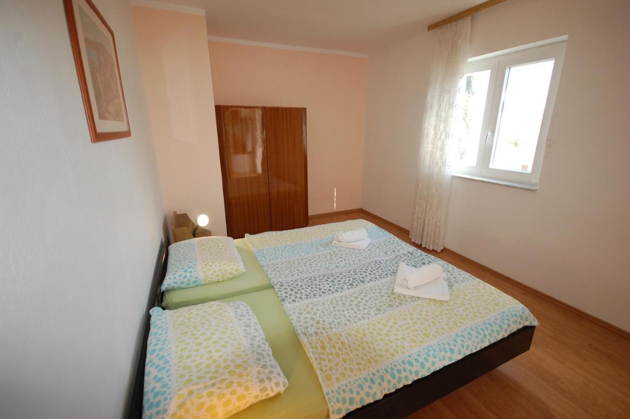 Apartments Dida By El-Pi Tours Njivice Ngoại thất bức ảnh