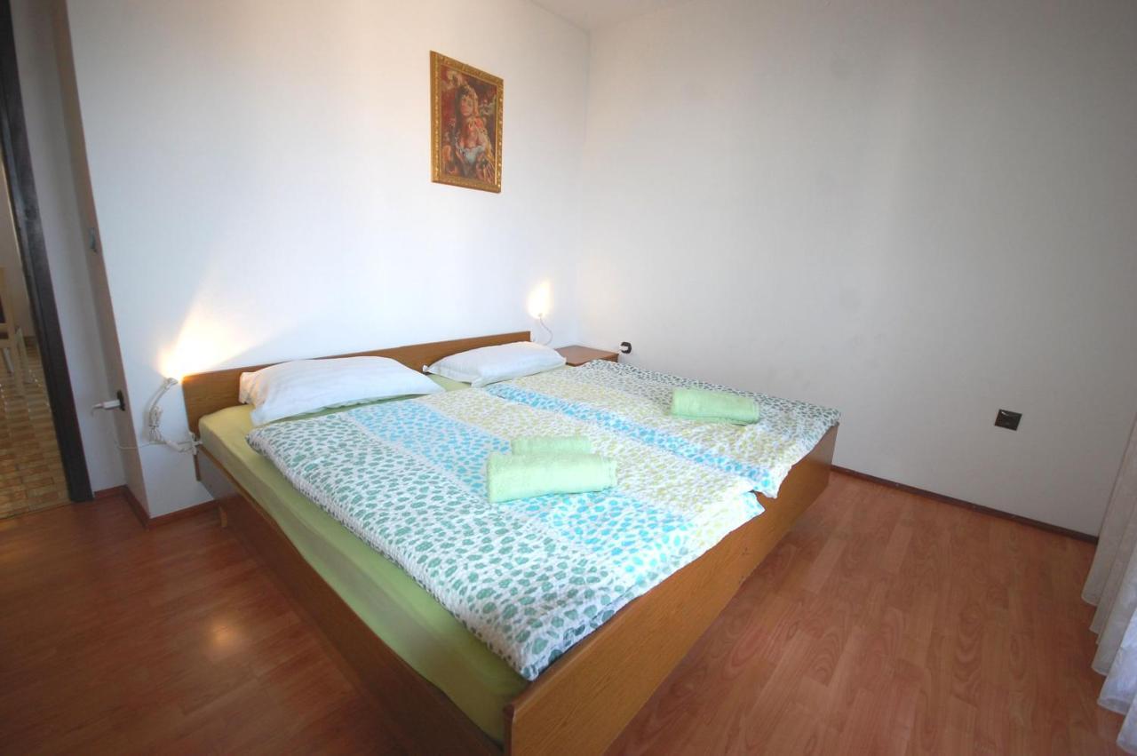 Apartments Dida By El-Pi Tours Njivice Ngoại thất bức ảnh